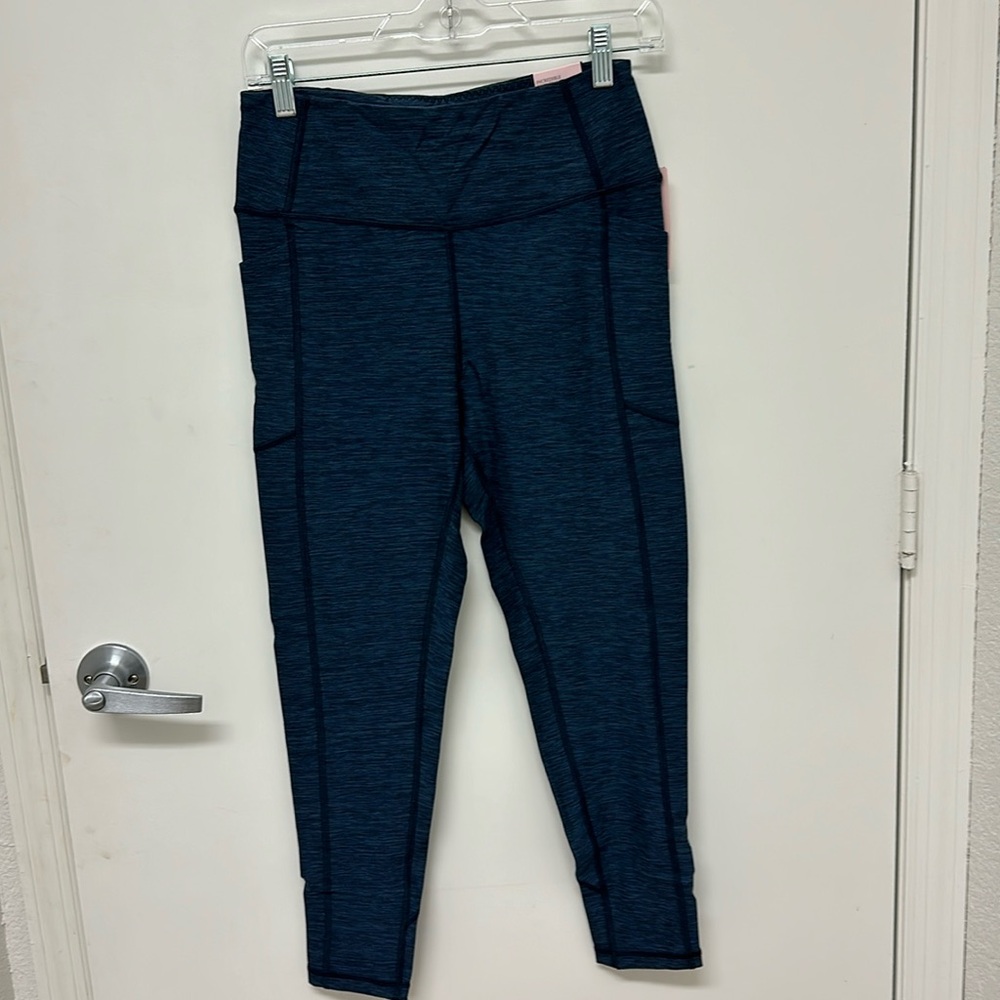 Victoria’s Secret soft high-rise leggings, size 10, color blue, 7/8 length